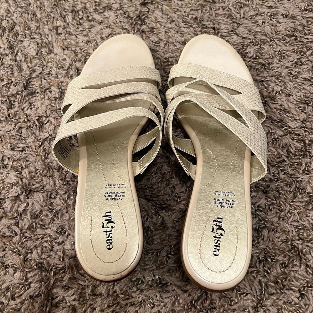 East 5th - Cream Sandals with Crisscross Straps - Picture 3 of 6